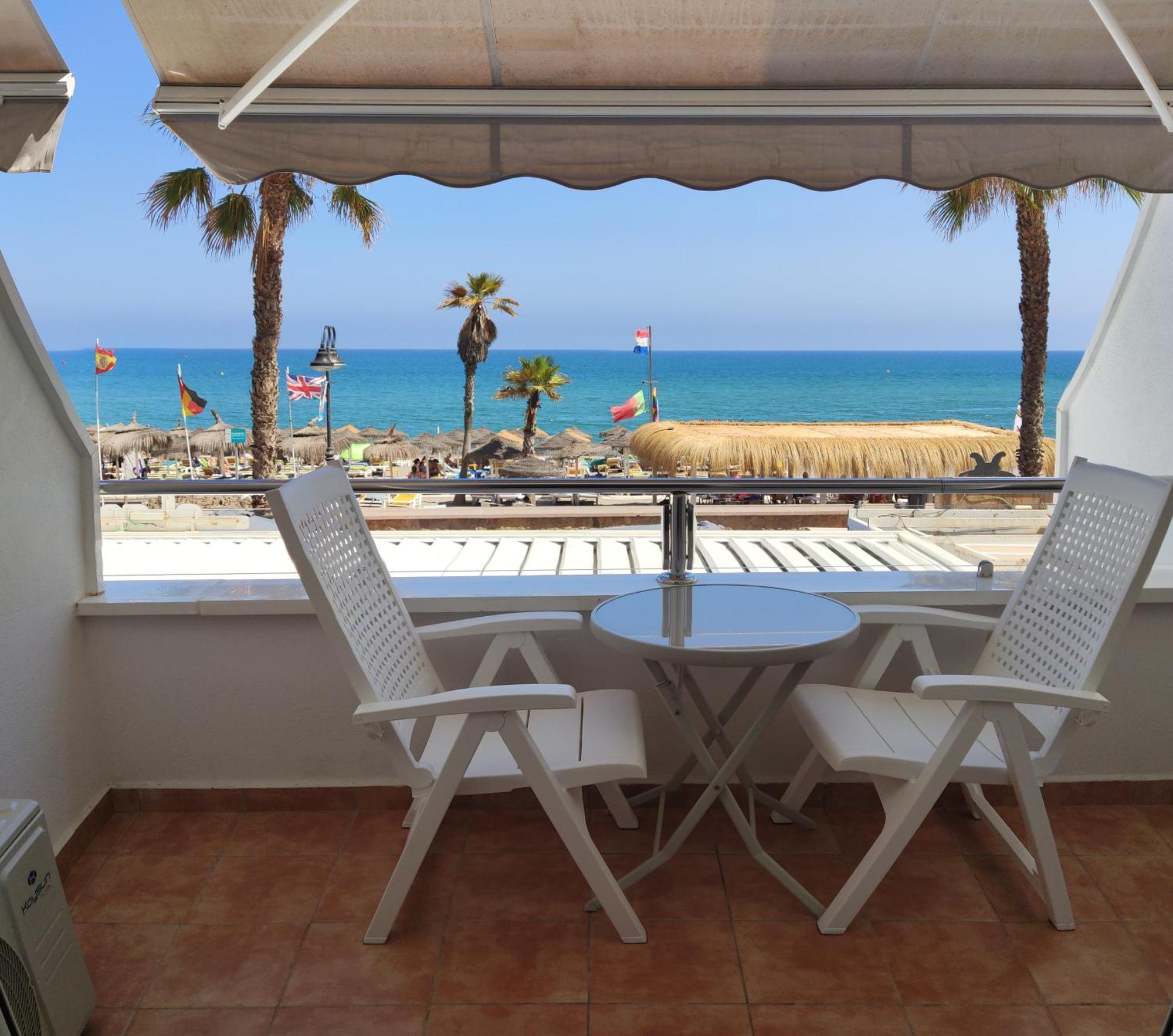 Nuevo Roca Chica, Primera Linea Playa,Torremolinos Dış mekan fotoğraf